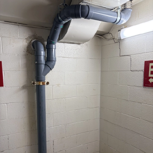 Commercial plumbing maintenance and service call technician supporting a GTA commercial property – Professional Plumbing Group